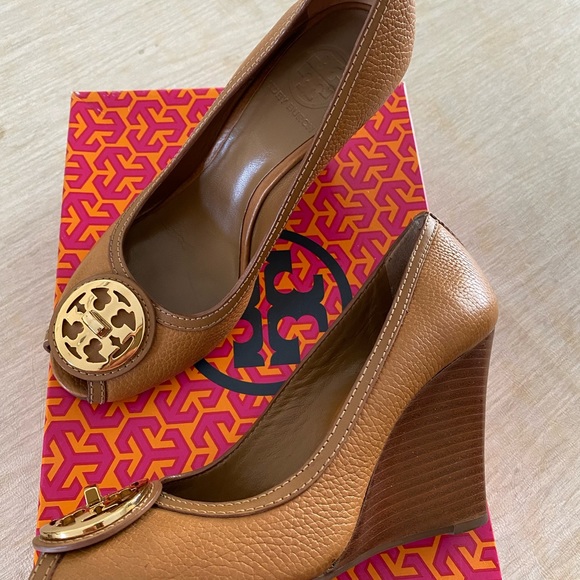 Tory Burch wedge heels - Picture 1 of 5